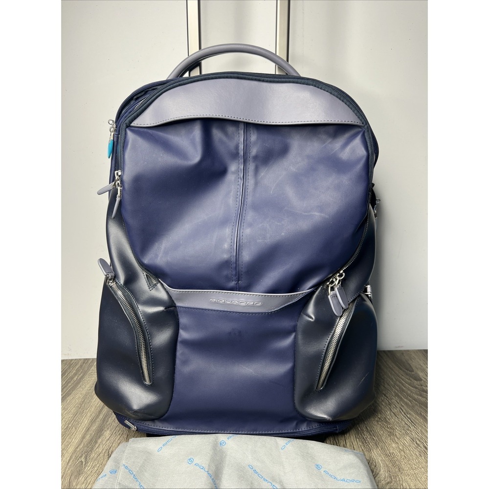 PIQUADRO Coleos Cabin Backpack Trolley Night Blue Rolling Suitcase Carry-On EUC! - Picture 3 of 16